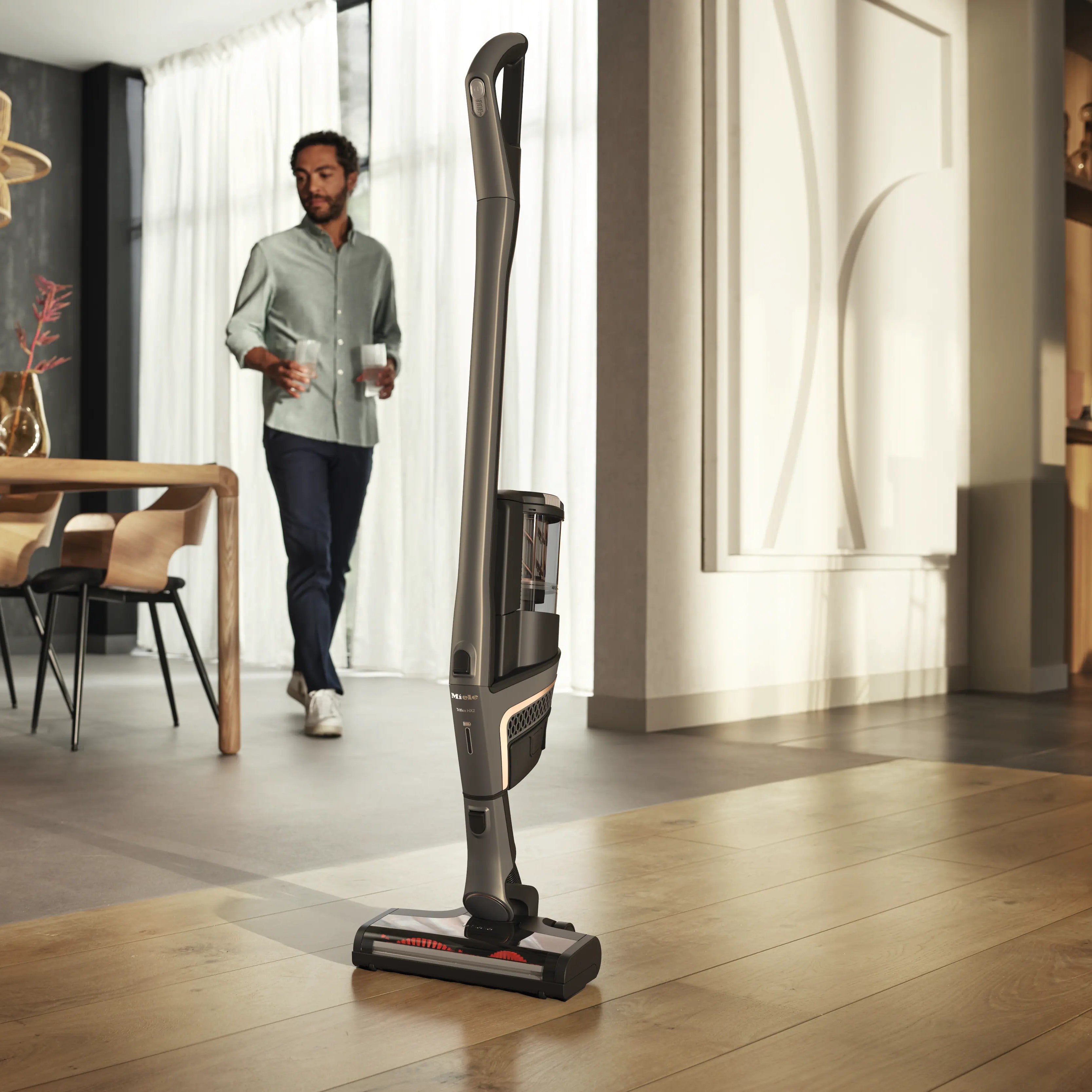 Miele - Triflex HX2 Pro Cordless Stick Vacuum Cleaner in Infinity Grey Pearl Finish with Rose Gold Accents - 41OML031USA