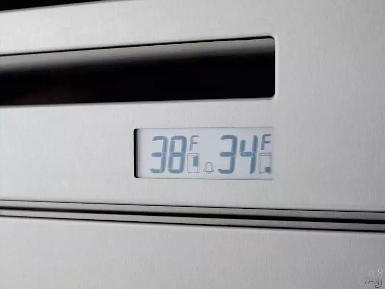 Sub Zero - 48 Inch 18.4 cu. ft Side by Side Refrigerator in Stainless - 648PROG