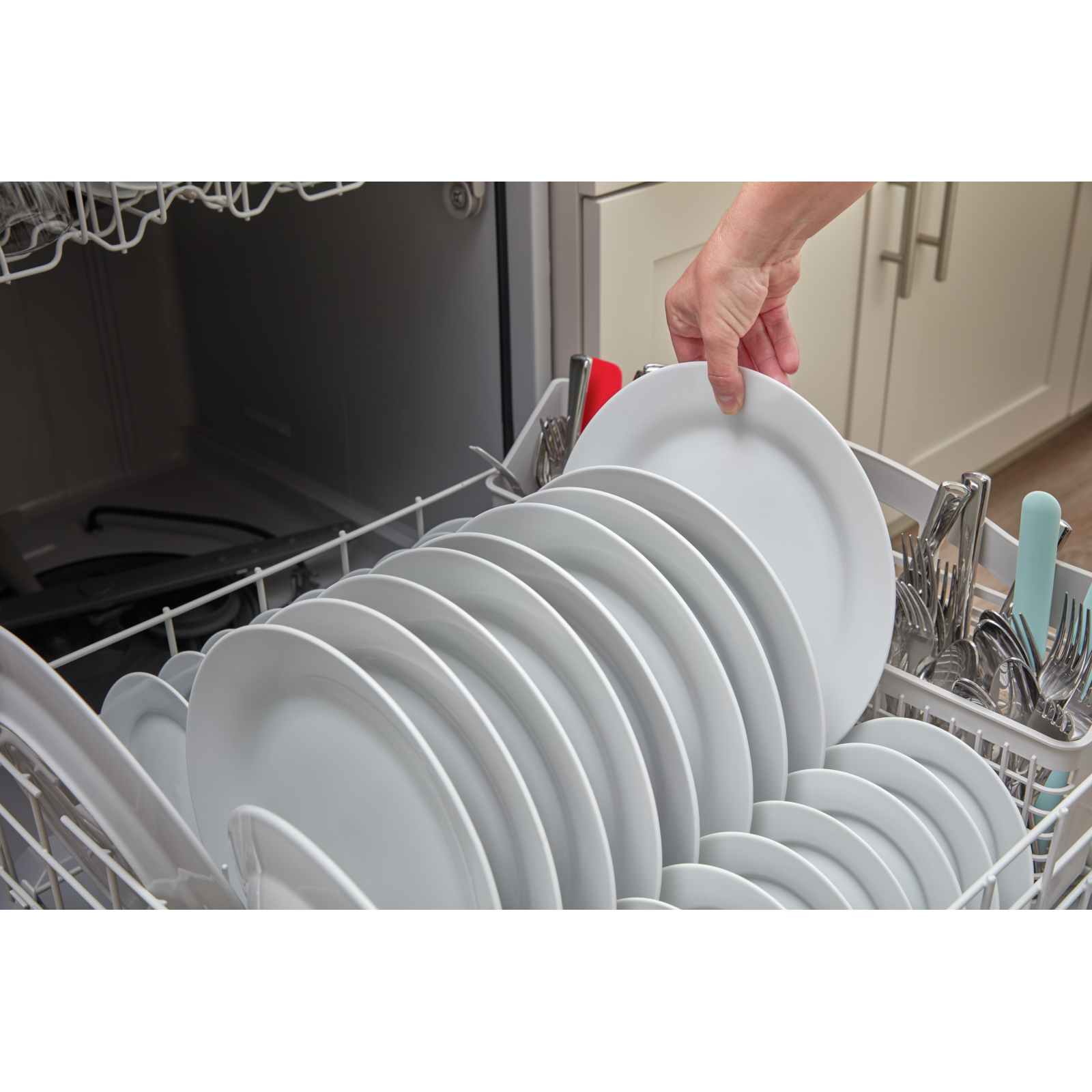 Amana - 59 dBA Built In Dishwasher in White - ADB1400AMW