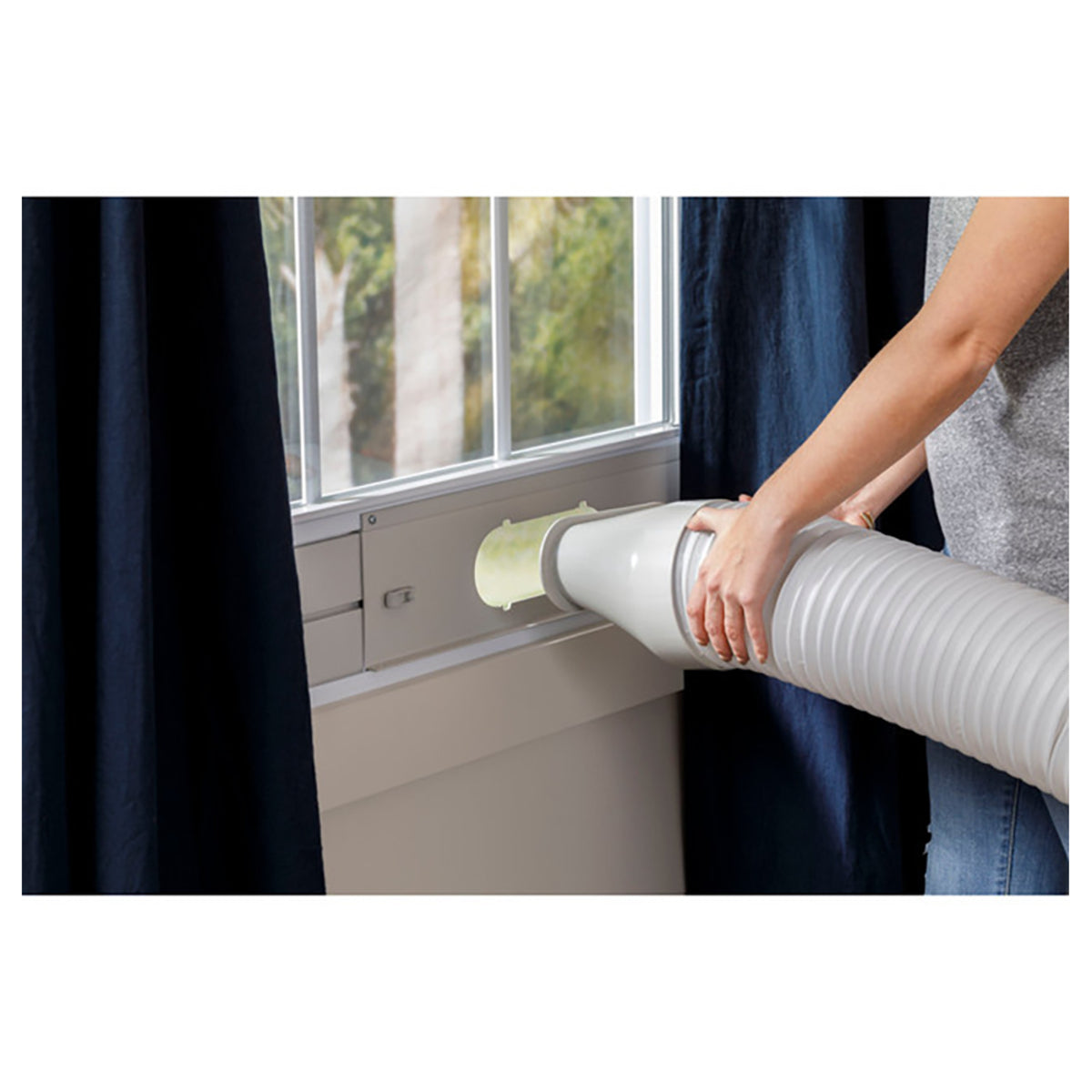 GE - 14,000 BTU Smart Portable Air Conditioner in White - APWA14YBMW