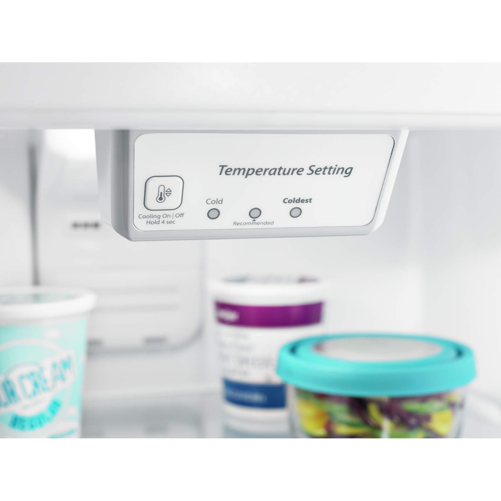 Amana - 29.75 Inch 18 cu. ft Top Mount Refrigerator in White - ART318FFDW