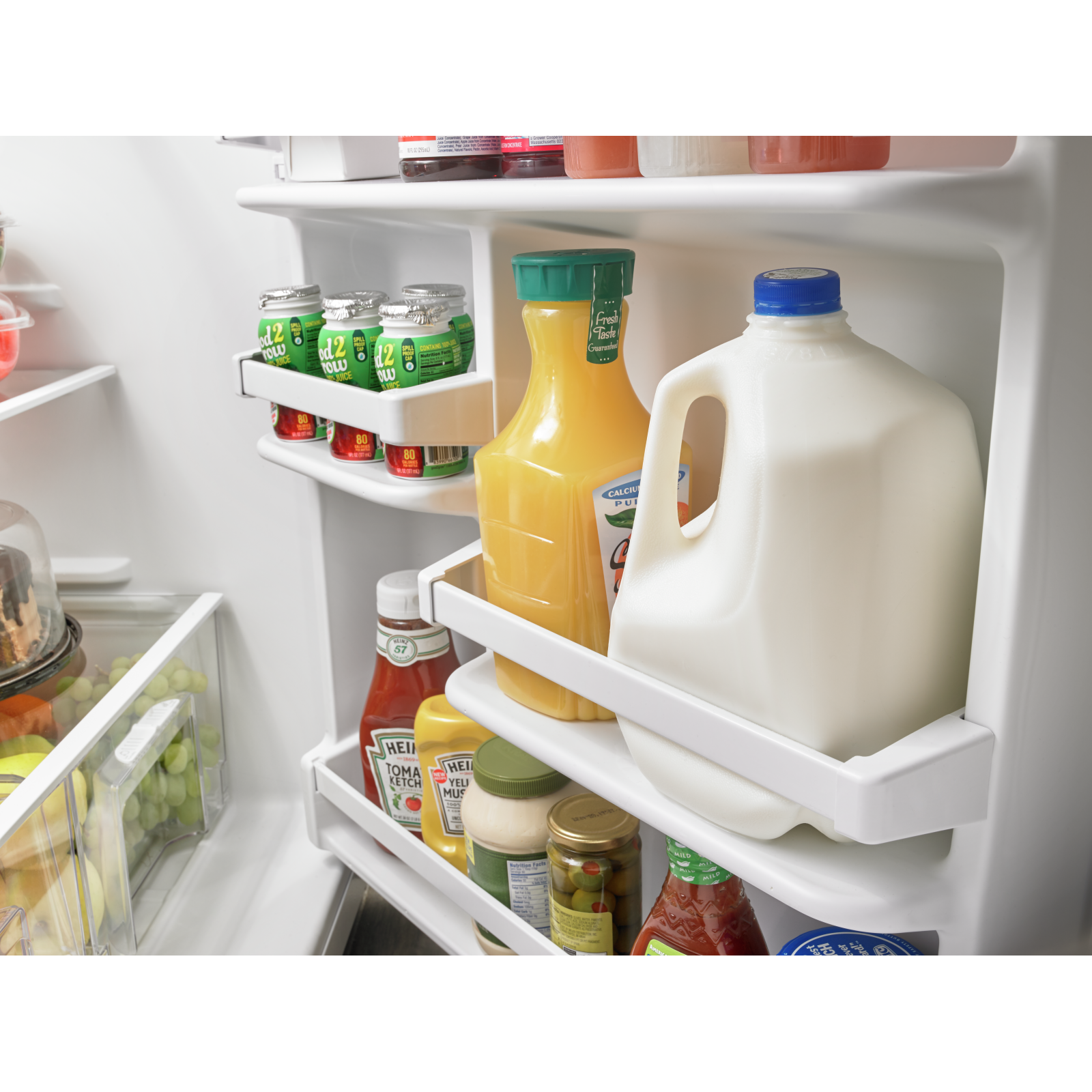 Amana - 29.75 Inch 18 cu. ft Top Mount Refrigerator in White - ART318FFDW