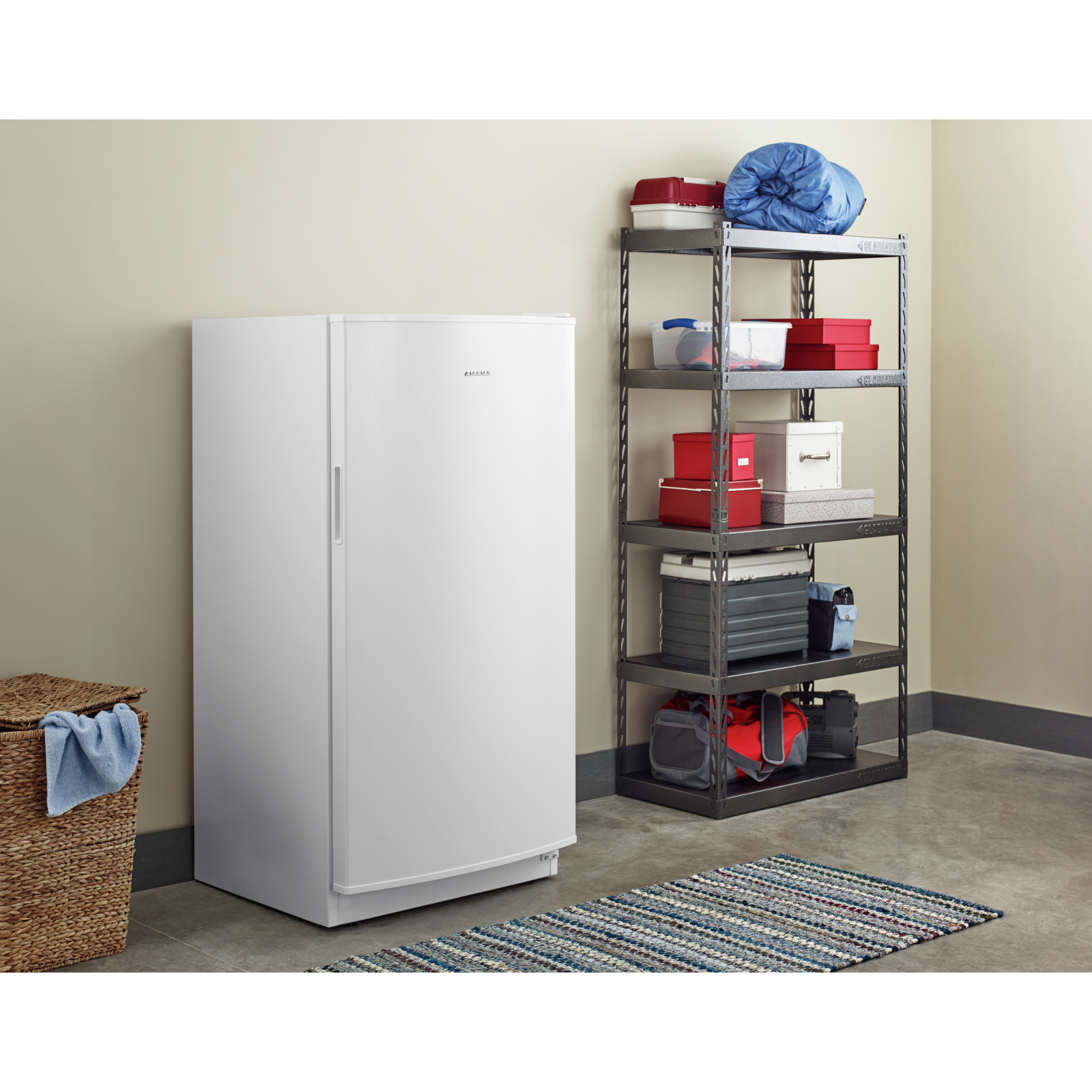 Amana - 15.68 cu. Ft Upright Freezer in White - AZF33X16DW