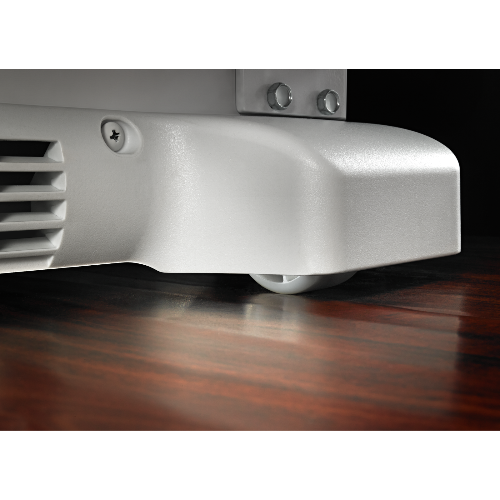 Amana - 17.7 cu. Ft Upright Freezer in White - AZF33X18DW