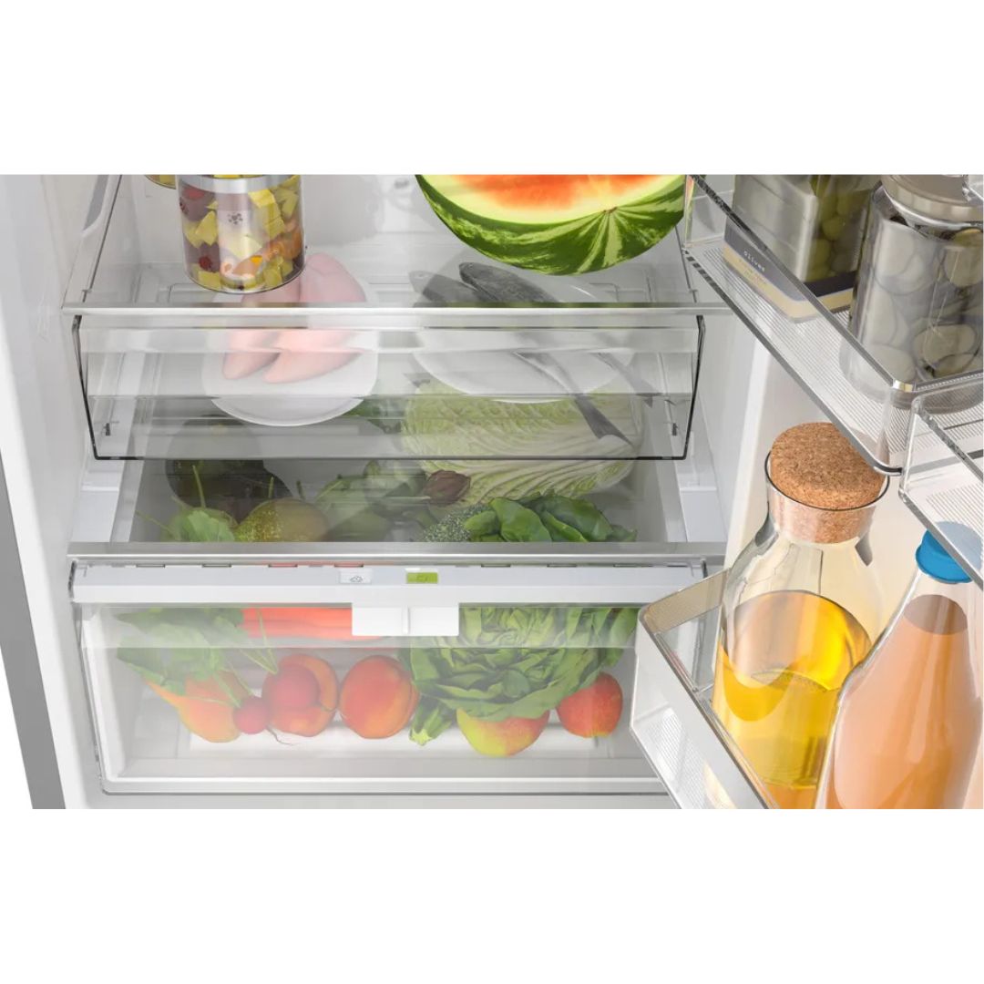 Bosch - 23.625 Inch 12.8 cu. ft Bottom Mount Refrigerator in Stainless - B24CB50ESS