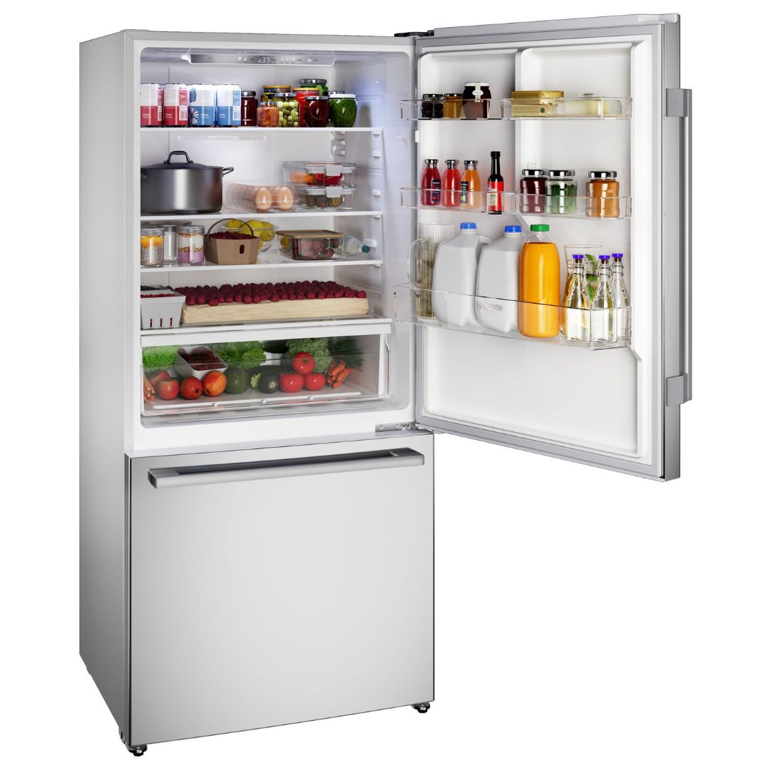 Bosch - 31.25 Inch 17.2 cu. ft Bottom Mount Refrigerator in Stainless - B33CM10SNS
