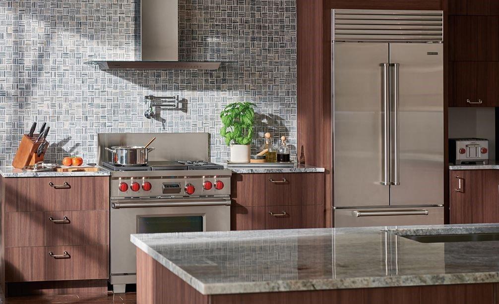 Sub-Zero - 36 Inch 21 cu. ft Built In / Integrated Refrigerator in Stainless - BI-36UFD/S/PH