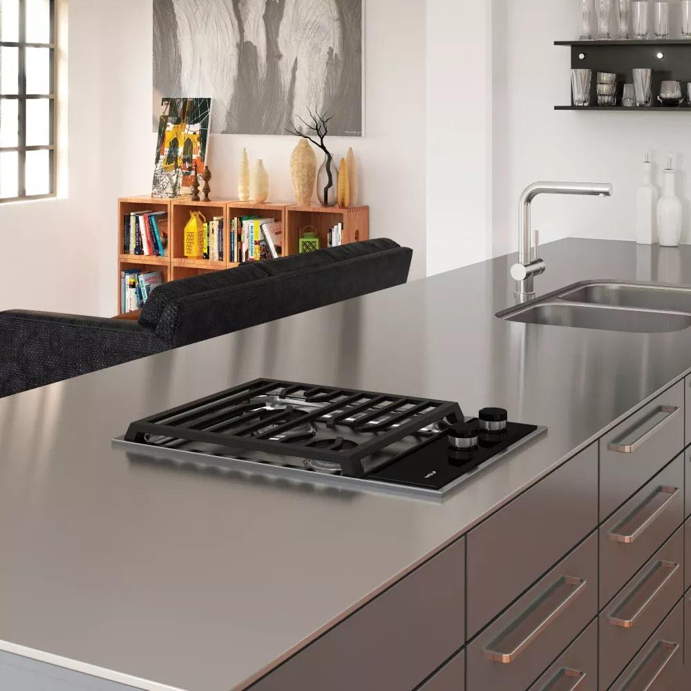 Wolf - 15 inch wide Gas Cooktop in Stainless - CG152TF/S