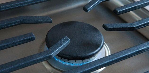 Wolf - 30 inch wide Gas Cooktop in Stainless - CG304T/S