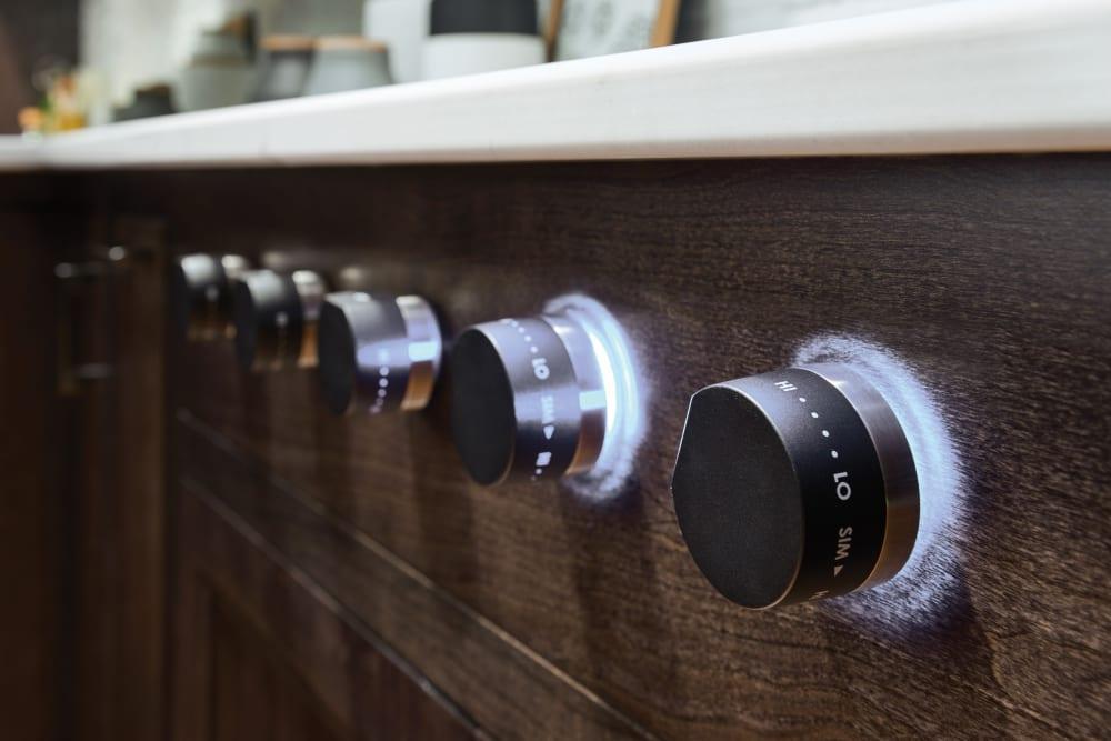 Wolf - 36 inch wide Gas Cooktop in Stainless - CG365C/S