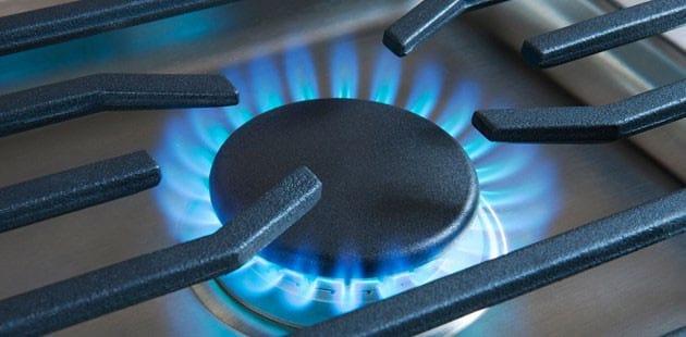 Wolf - 36 inch wide Gas Cooktop in Stainless - CG365T/S