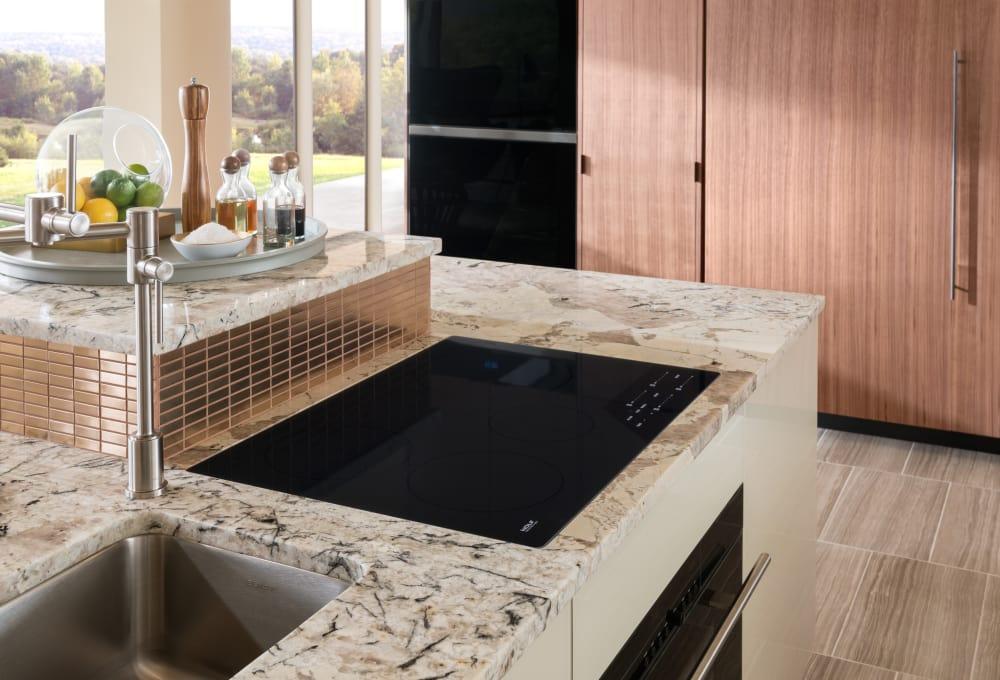 Wolf - 30 inch wide Induction Cooktop in Black - CI304C/B