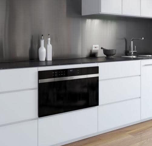 Wolf - 1.8 cu. ft Steam Wall Oven in Black - CSO30CM/B