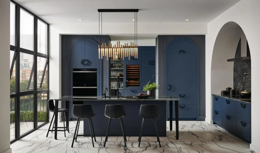 Wolf - 2.4 cu. ft Single Wall Oven in Black - CSOP3050CM/B