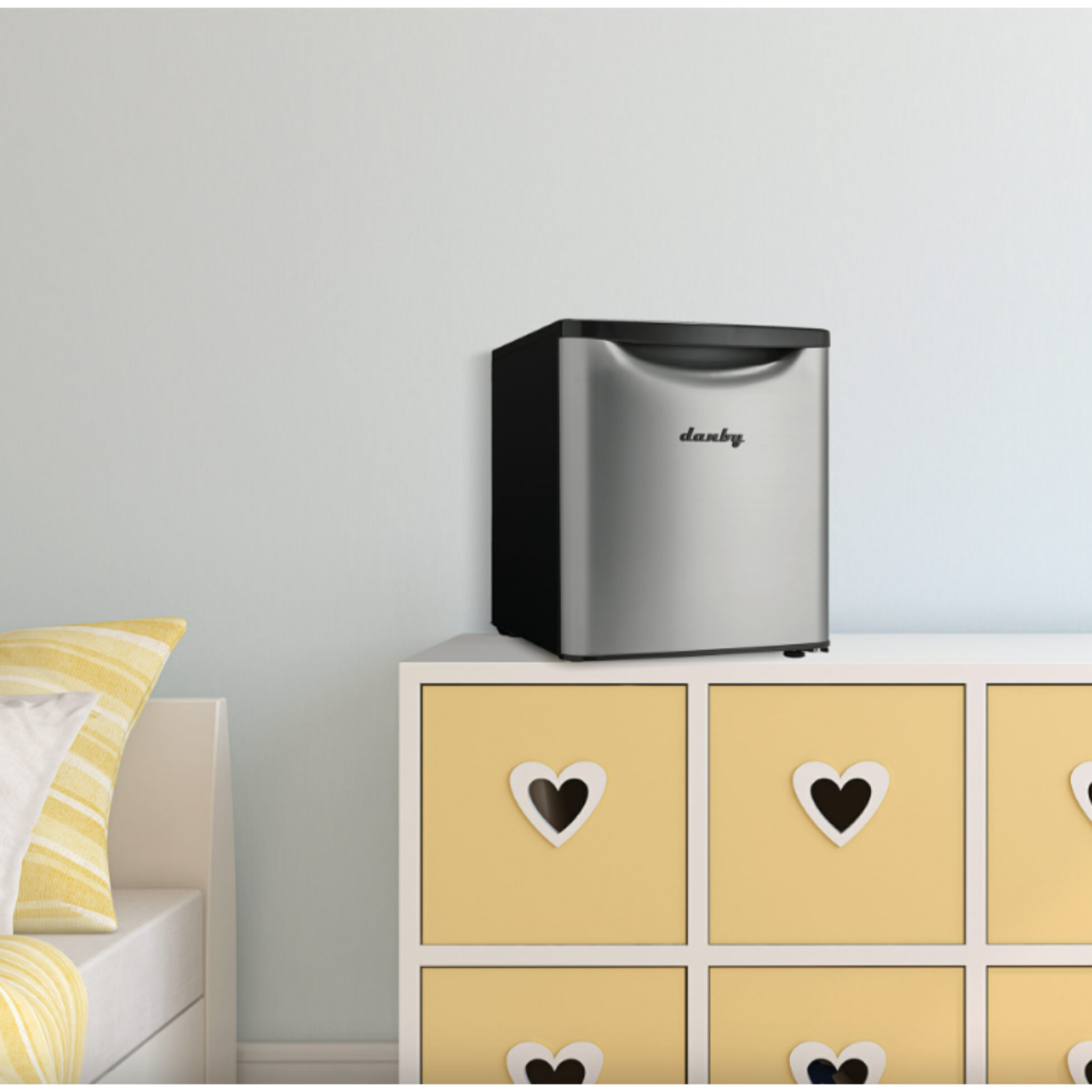 Danby - 17.7 Inch 1.7 cu. ft Compact Refrigerator in Stainless - DAR017A3BSLDB