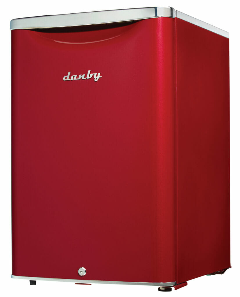 Danby - 17.68 Inch 2.6 cu. ft Mini Fridge Refrigerator in Red - DAR026A2LDB