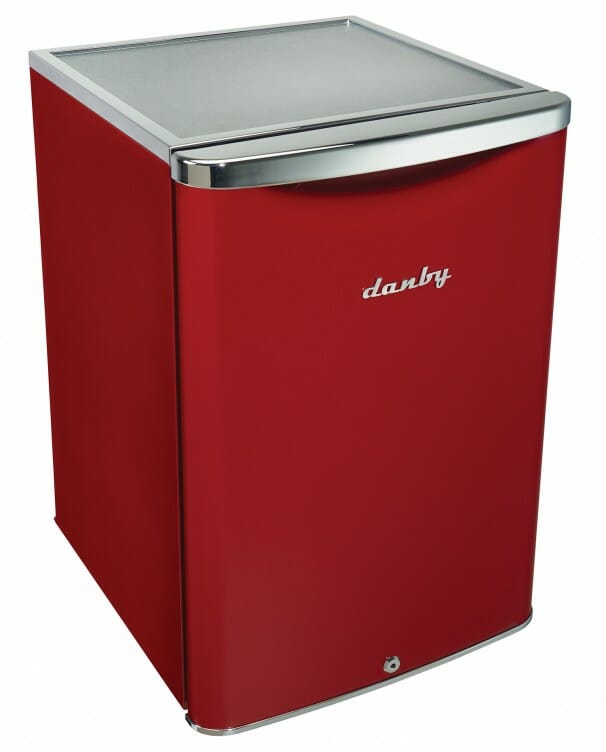 Danby - 17.68 Inch 2.6 cu. ft Mini Fridge Refrigerator in Red - DAR026A2LDB