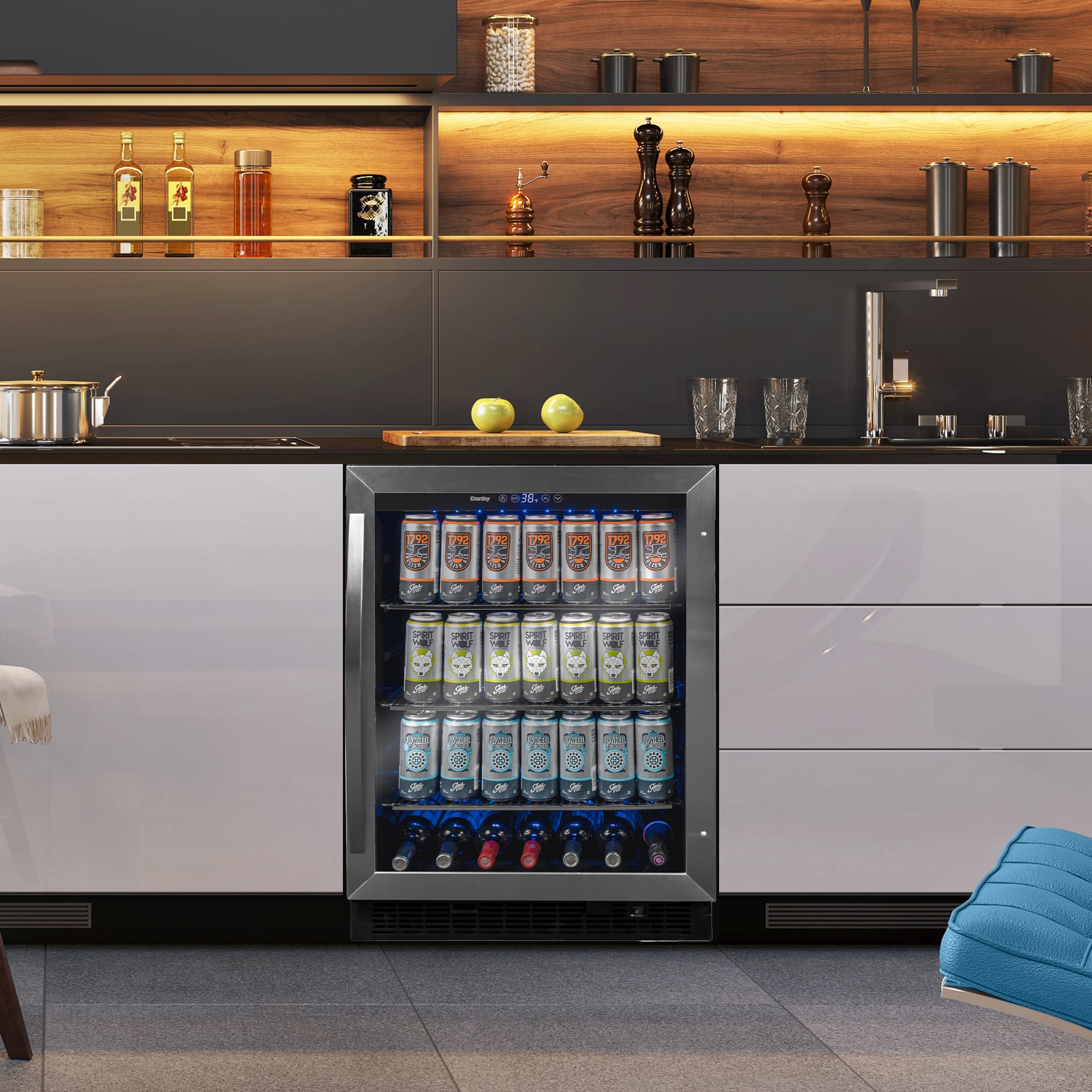 Danby - 23.81 Inch 5.7 cu. ft Beverage Centre Refrigerator in Stainless - DBC057A1BSS