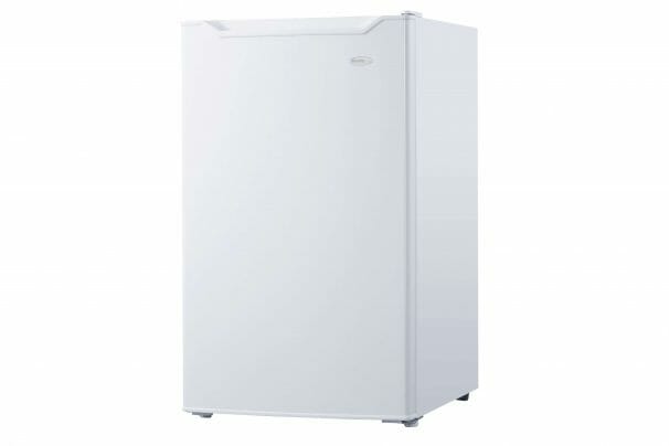Danby - 19.31 Inch 4.4 cu. ft Mini Fridge Refrigerator in White - DCR044B1WM