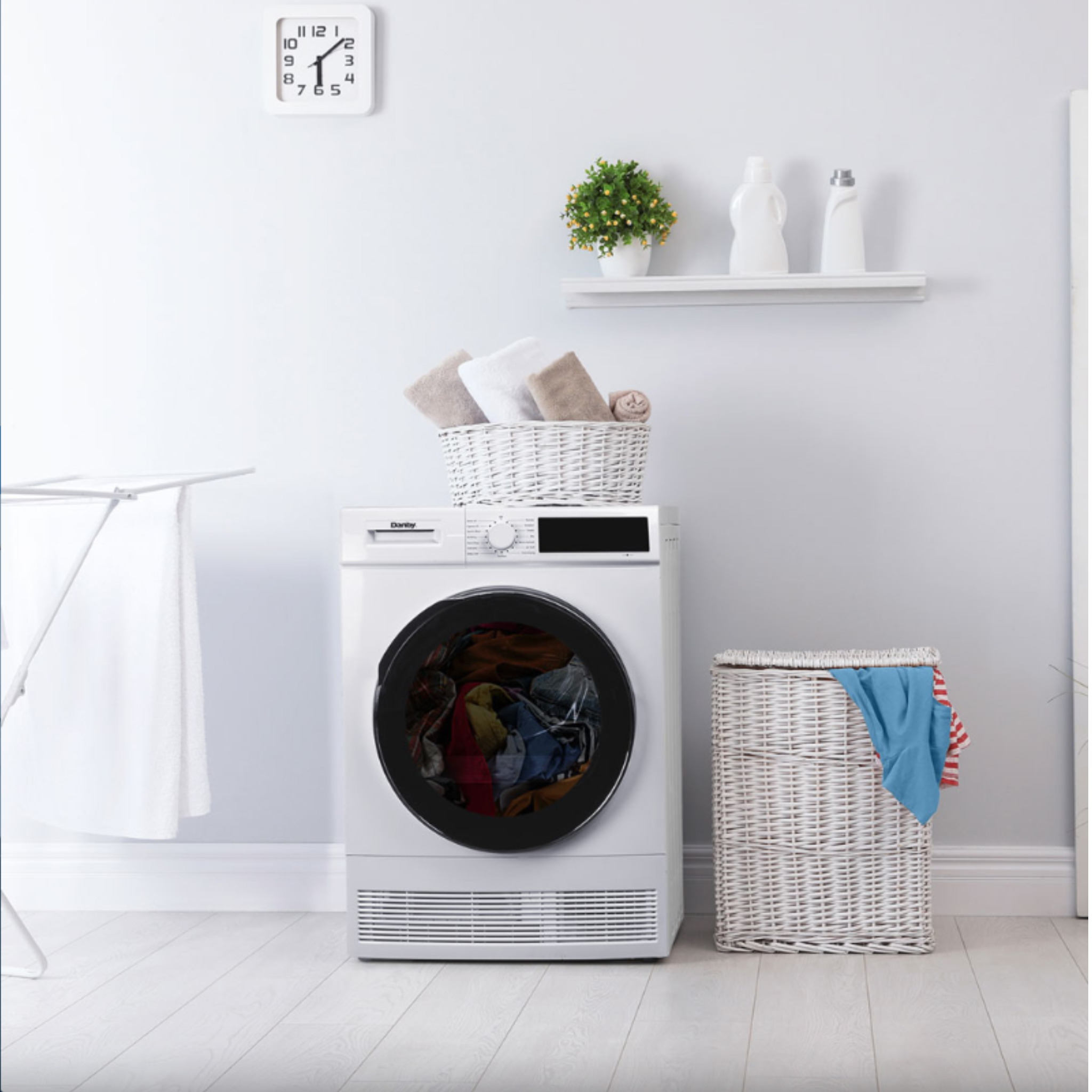 Danby - 4 cu. Ft Ventless Condesing Dryer in White - DDY040D3WDB