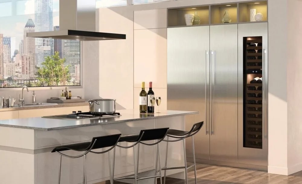 Sub-Zero - 8.8 cu. Ft Built In Freezer in Panel Ready - DEC1850FI/R