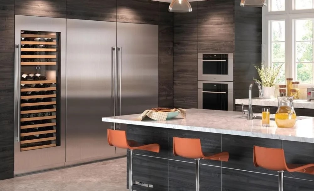 Sub-Zero - 36 Inch 21.7 cu. ft Built In / Integrated All Refrigerator Fridge in Panel Ready - DEC3650R/L