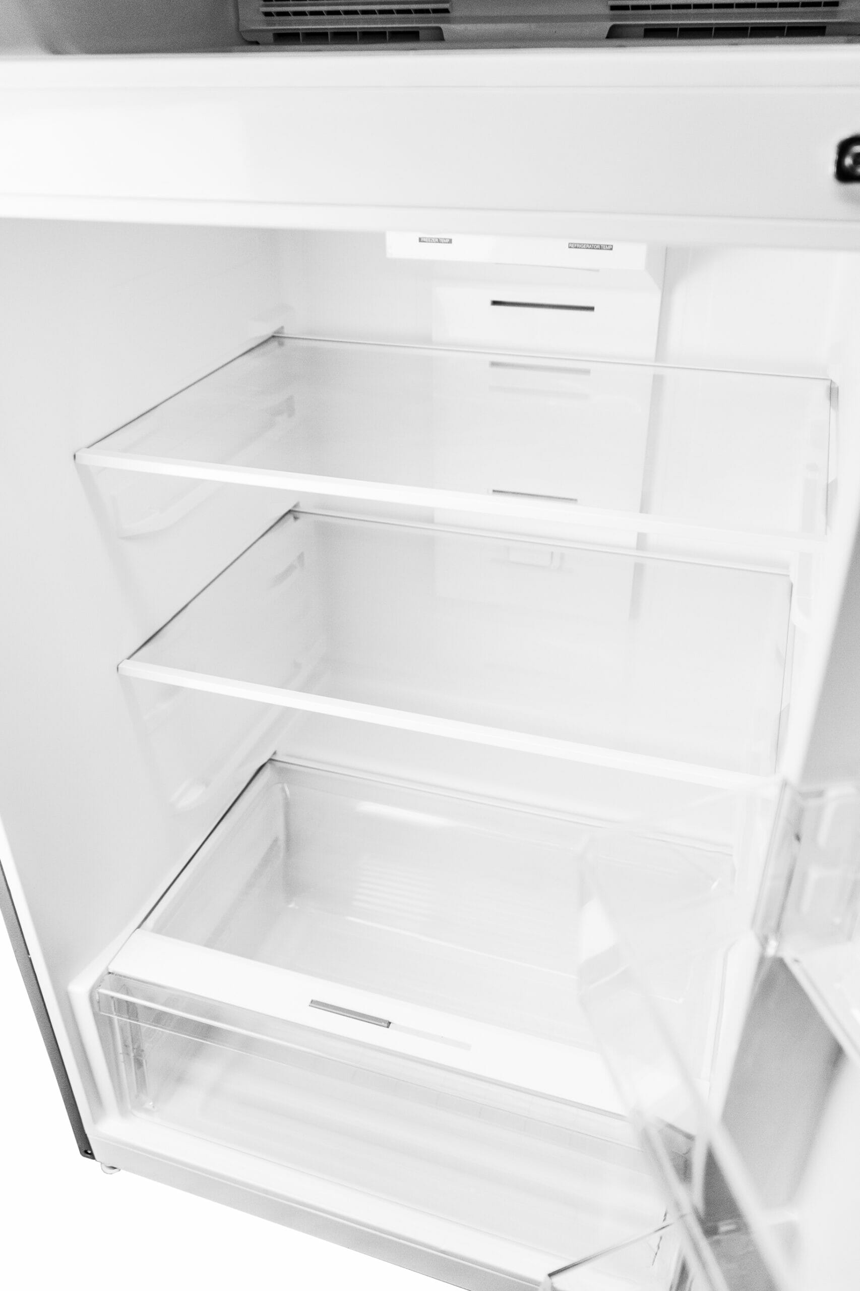 Danby - 27.56 Inch 14.2 cu. ft Top Mount Refrigerator in Stainless - DFF142E1SSDB