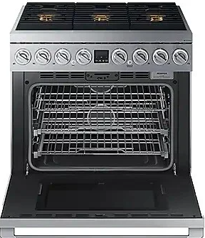 Dacor - 5.9 cu. ft Gas Range in Stainless - DOP36T86GLS