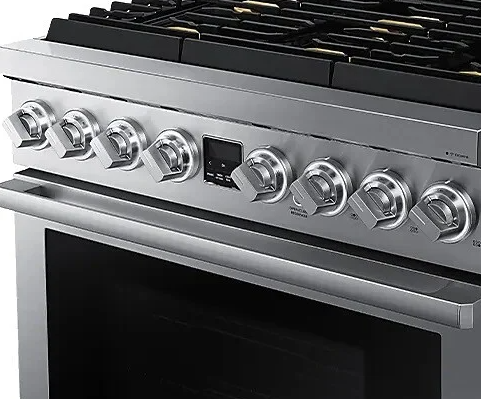 Dacor - 5.9 cu. ft Gas Range in Stainless - DOP36T86GLS