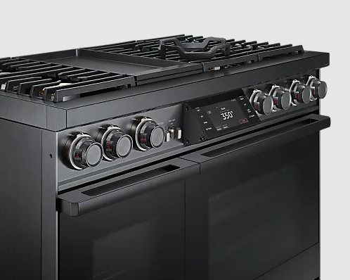 Dacor - 4.8 cu. ft Dual Fuel Range in Graphite Stainless - DOP48C96DLM