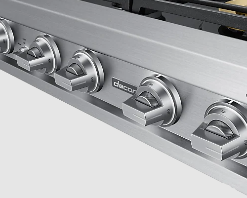 Dacor - 35.875 Inch Gas Cooktop in Graphite Stainless - DTT36T960GM