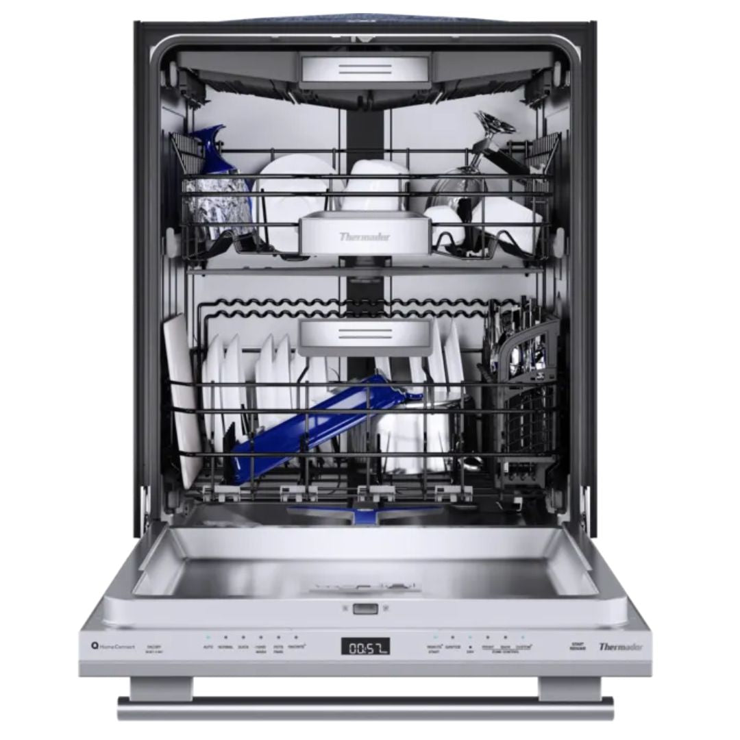 Thermador - 42 dBA Built In Dishwasher With Masterpiece Handle in Stainless - DWHD661EFM