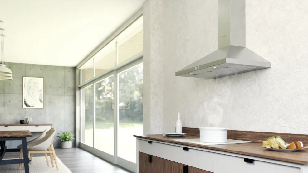 Elica - 30 Inch 600 CFM Wall Mount and Chimney Range Vent in Stainless - EBS630SS