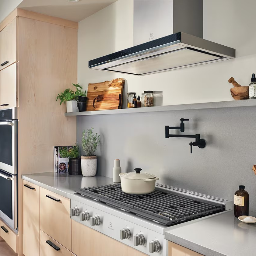 Electrolux - 36 Inch Gas Cooktop in Stainless - ECCG3672AS