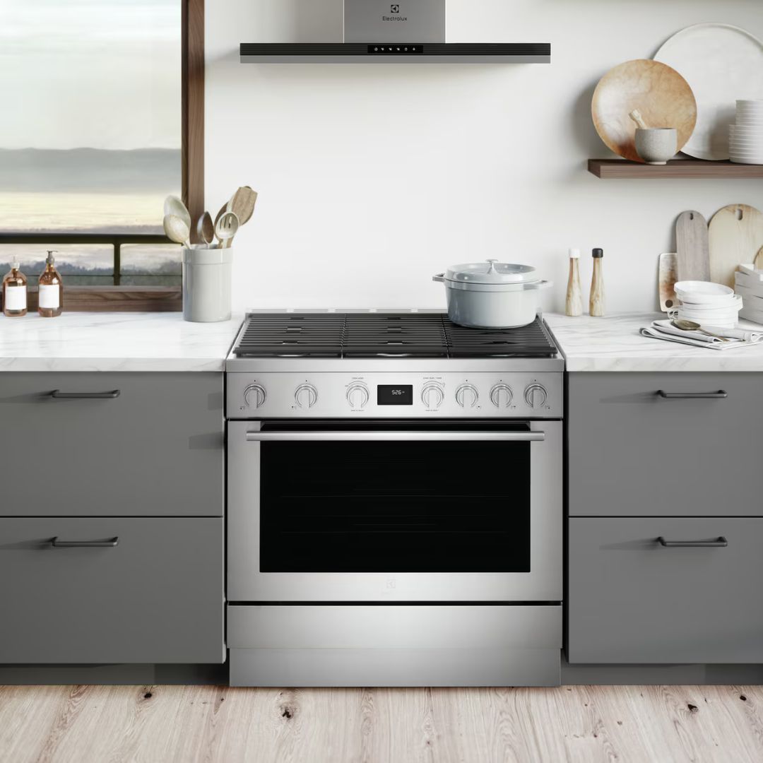 Electrolux - 4.4 cu. ft Dual Fuel Range in Stainless - ECFD3668AS