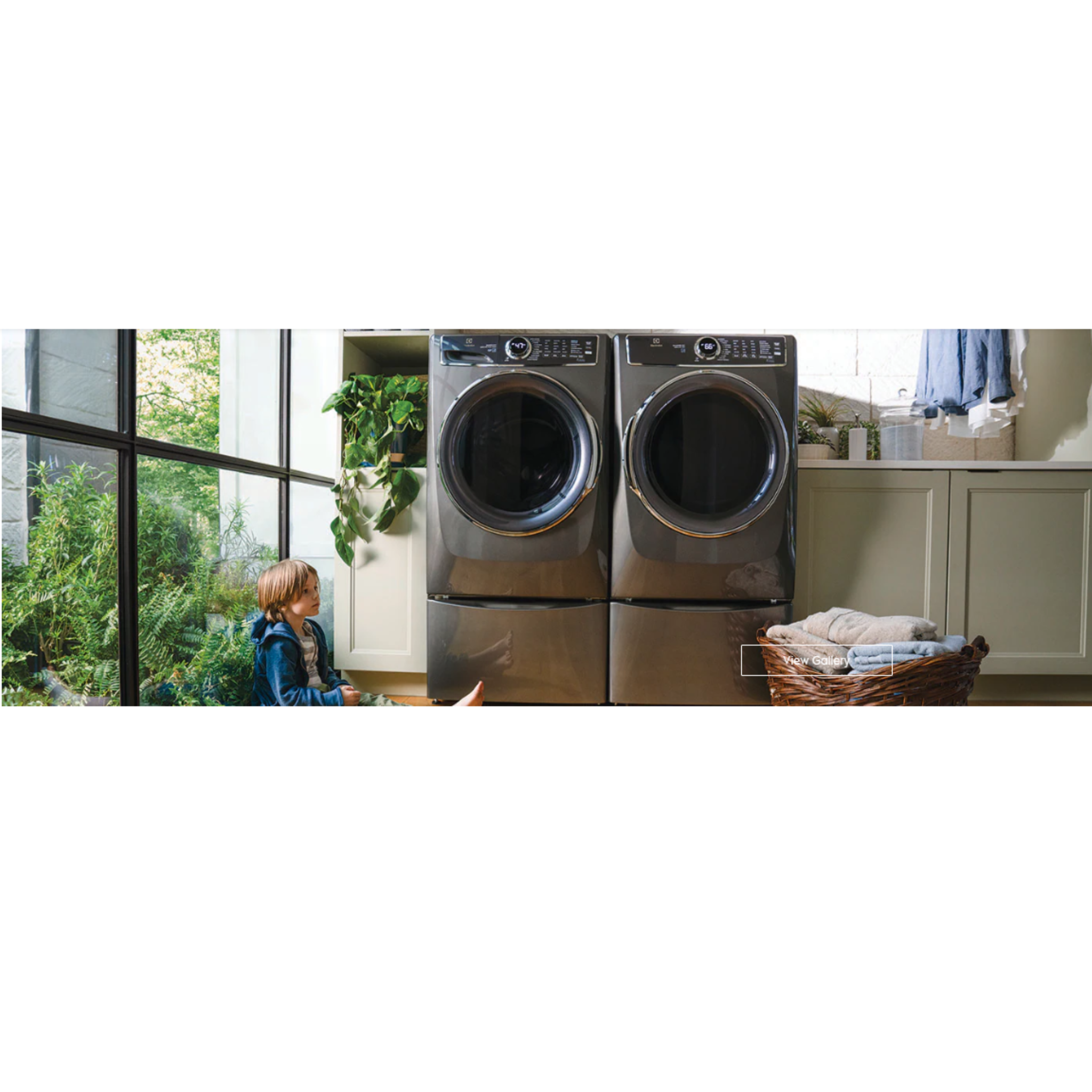 Electrolux - 8 cu. Ft Electric Dryer in Titanium - ELFE763CAT