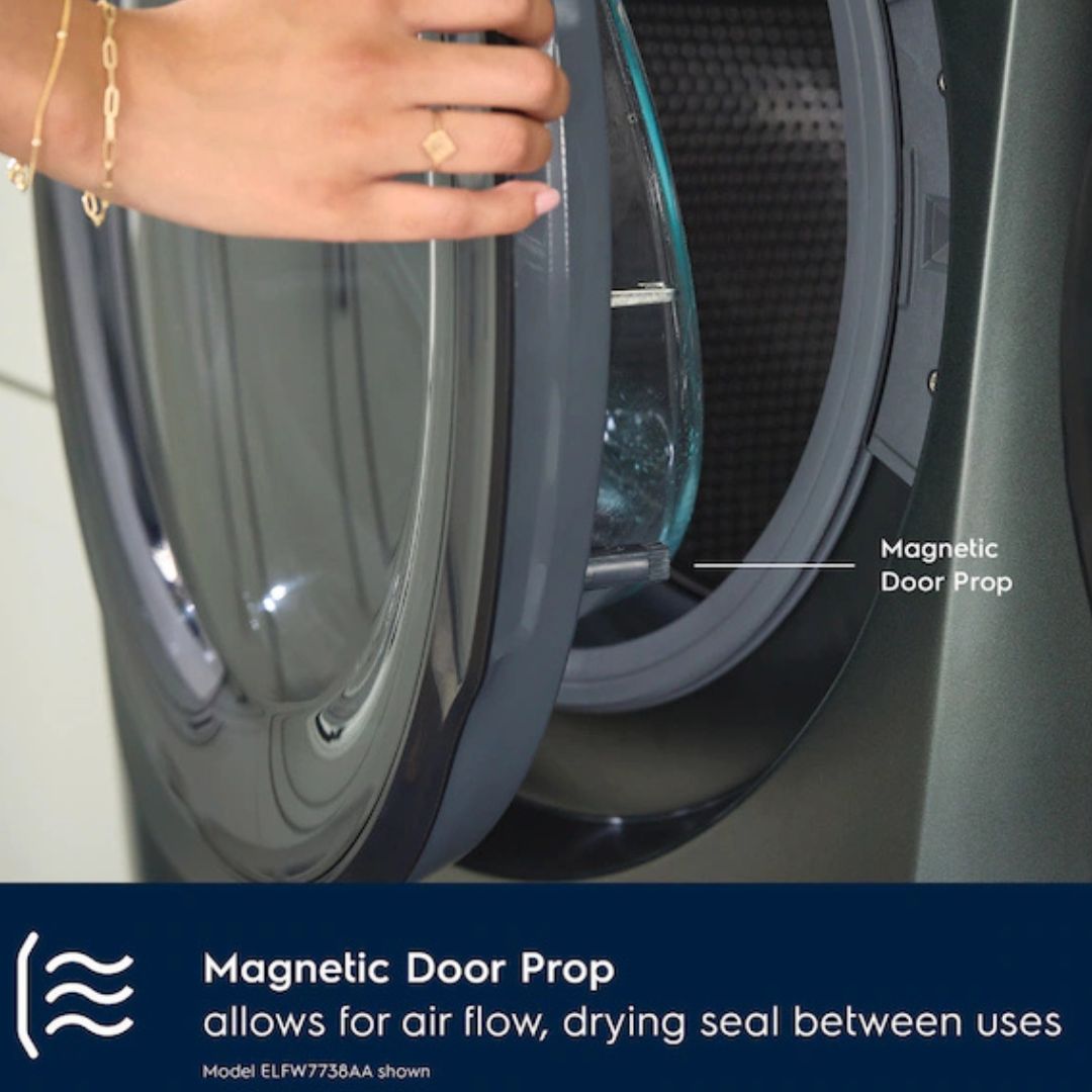 Electrolux - 5.2 cu. Ft Front Load Washer in White - ELFW7738AW