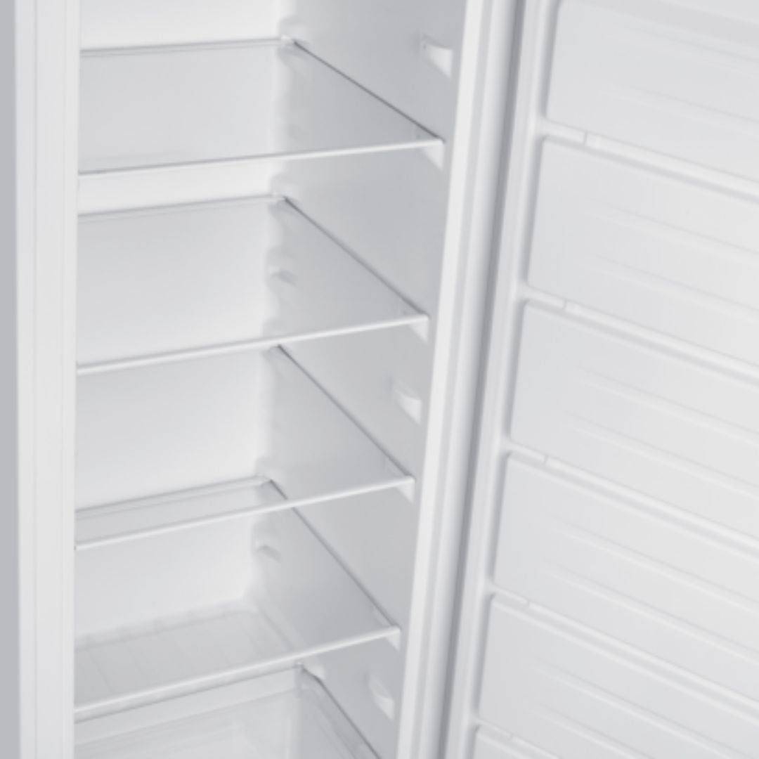 Epic - 7 cu. Ft Upright Freezer in White - ERF70W