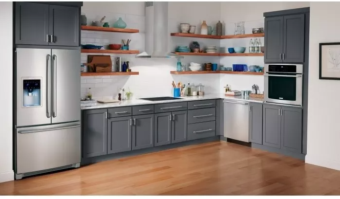 Electrolux - 4.8 cu. ft Single Wall Oven in Stainless - EW30EW55PS