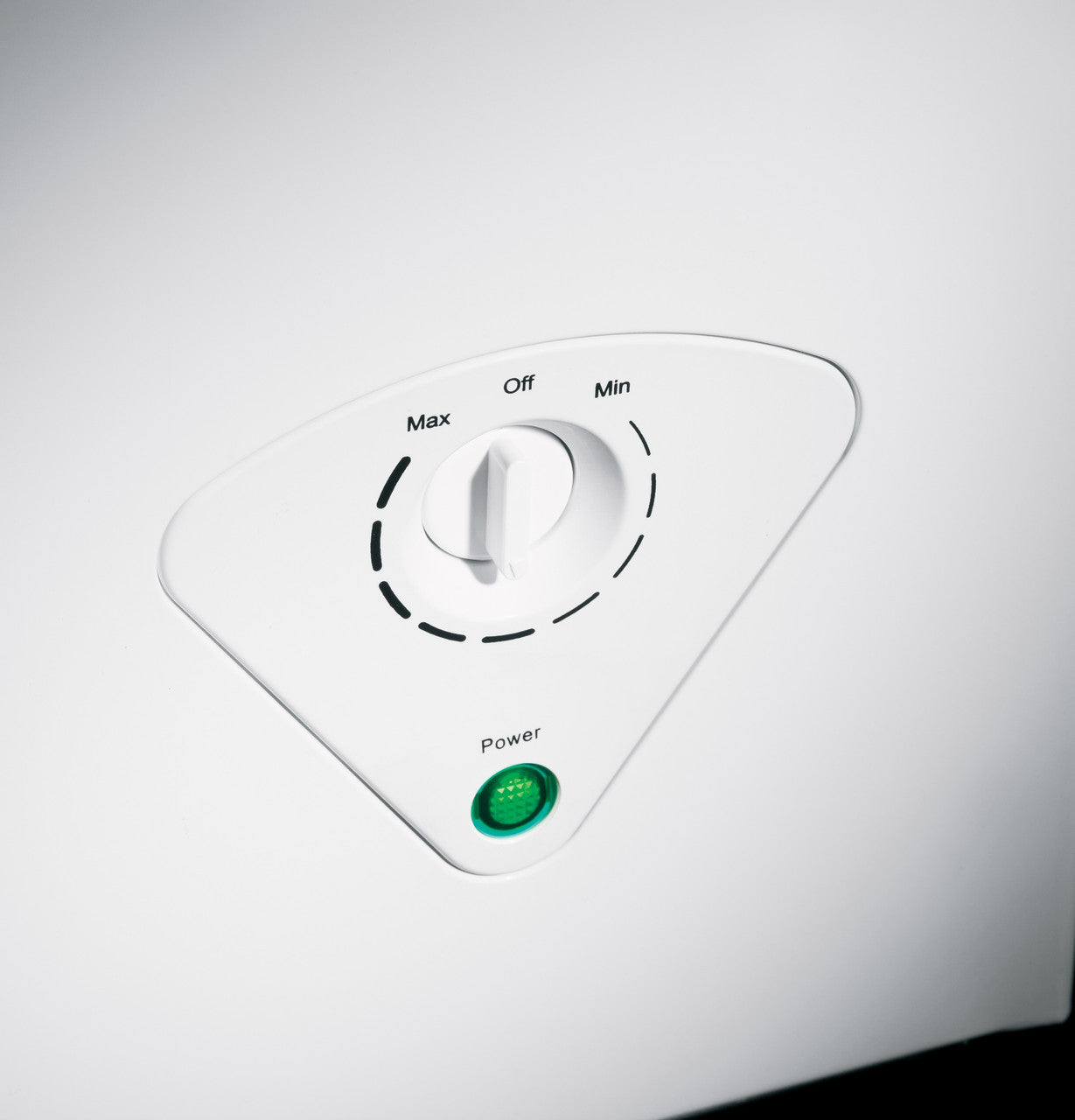 GE - 5.1 cu. Ft Chest Freezer in White - FCM5STWW