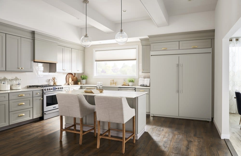 Frigidaire Professional - 32 Inch 18.6 cu. ft All Refrigerator Fridge in Stainless - FPRU19F8WF