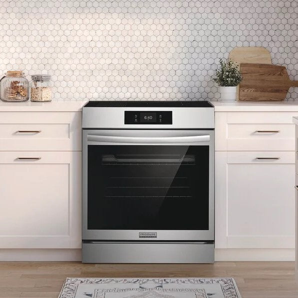 Frigidaire Gallery - 6.2 cu. ft Induction Range with Stone-Baked Pizza in Stainless - GCFI307CBF