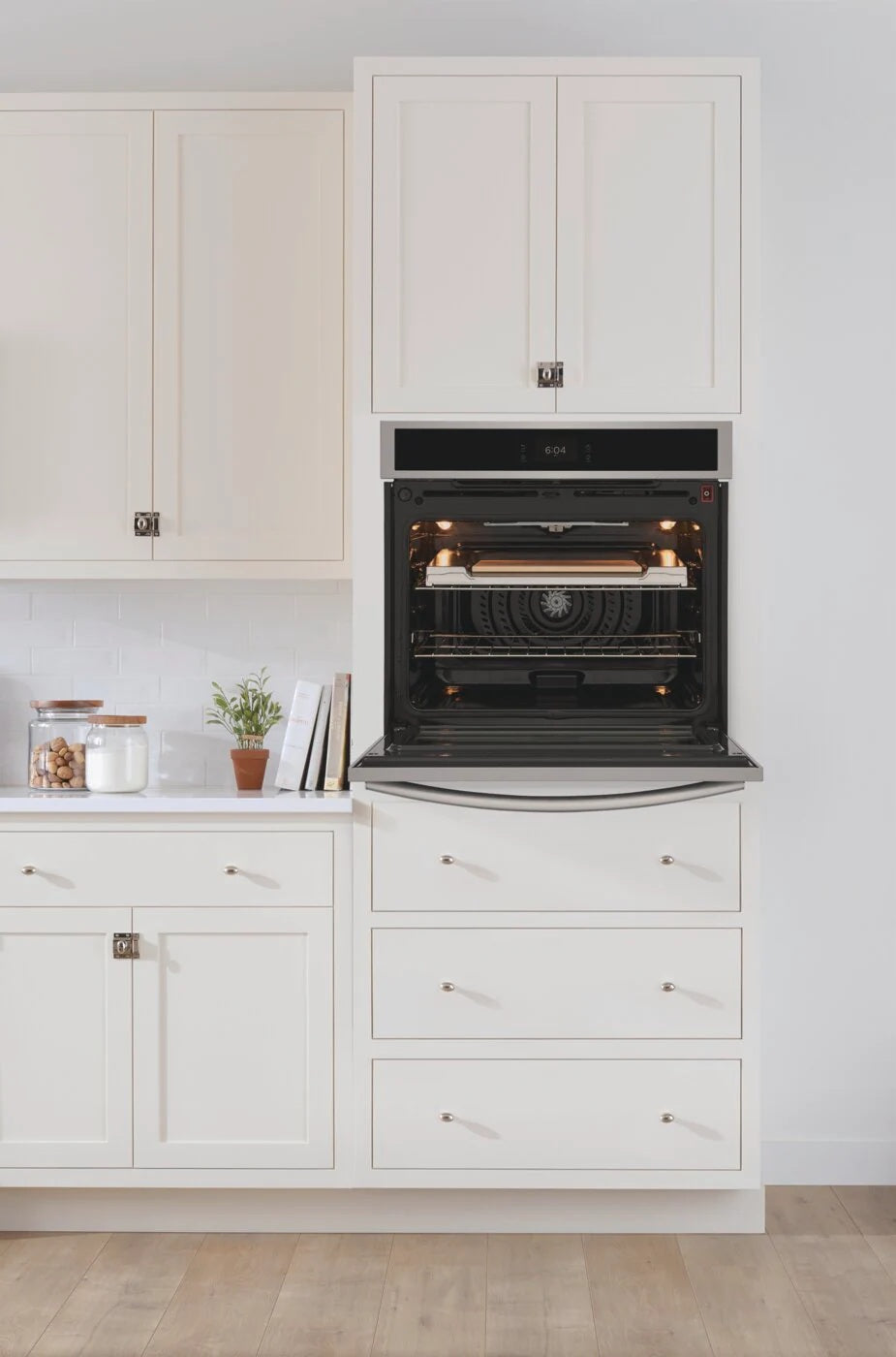 Frigidaire Gallery - 5.3 cu. ft Single Wall Oven with Stone-Baked Pizza in Stainless - GCWS3070AF