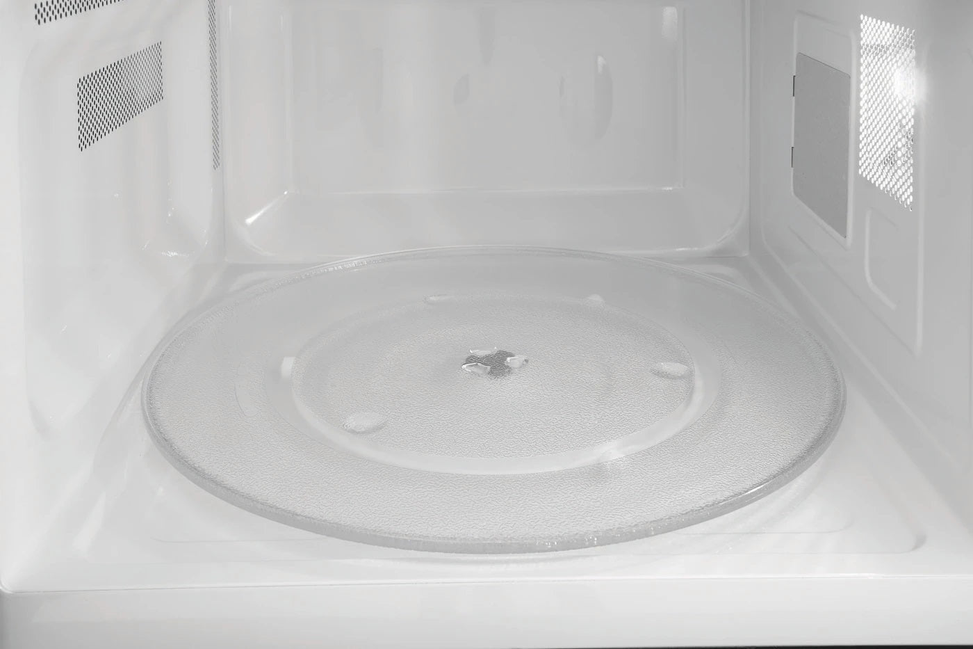 Frigidaire Gallery - 2.2 cu. Ft Built In Microwave in Stainless - GMBS3068BF