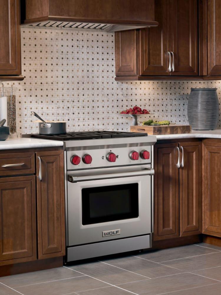 Wolf - 4.4 cu. ft Gas Range in Stainless - GR304-LP