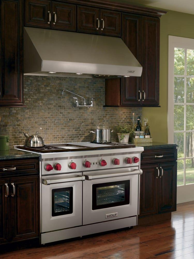 Wolf - 6.9 cu. ft Gas Range in Stainless - GR484CG-LP