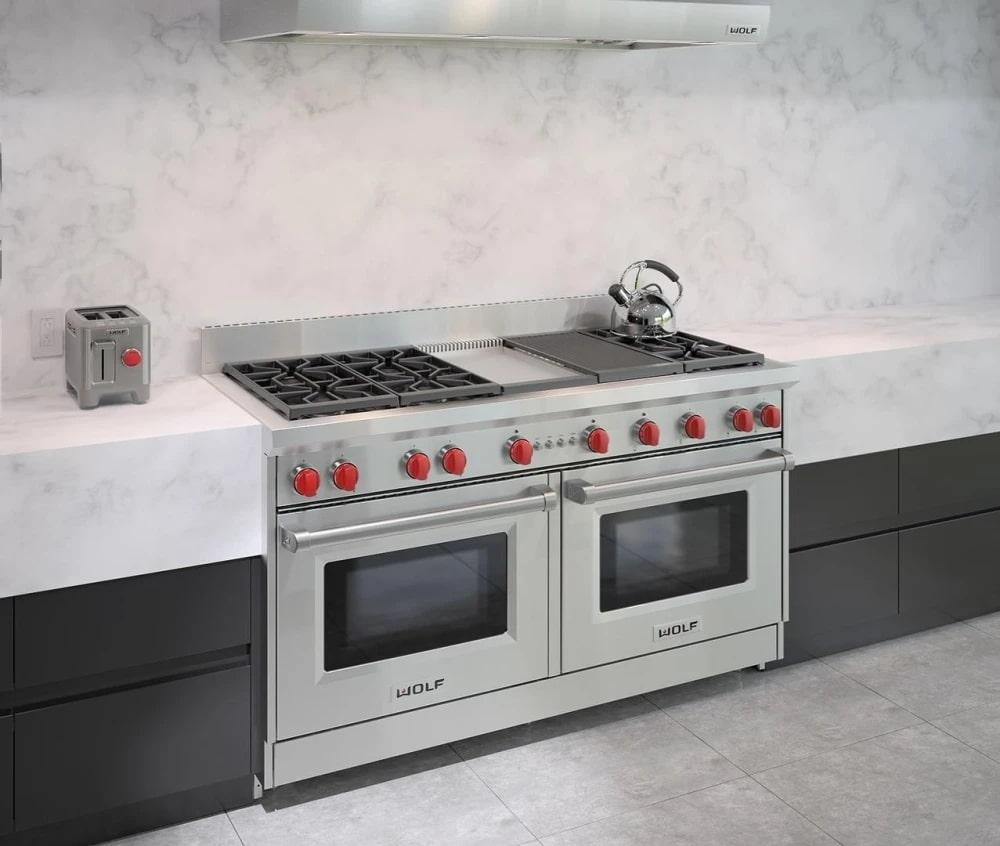 Wolf - 8.8 cu. ft Gas Range in Stainless - GR606CG-LP
