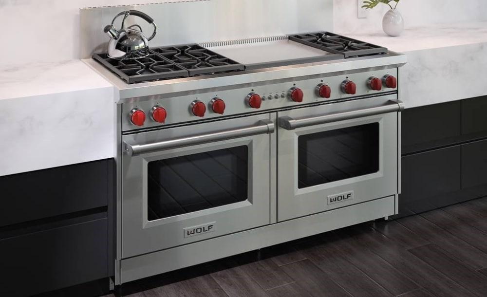 Wolf - 8.8 cu. ft Gas Range in Stainless - GR606DG