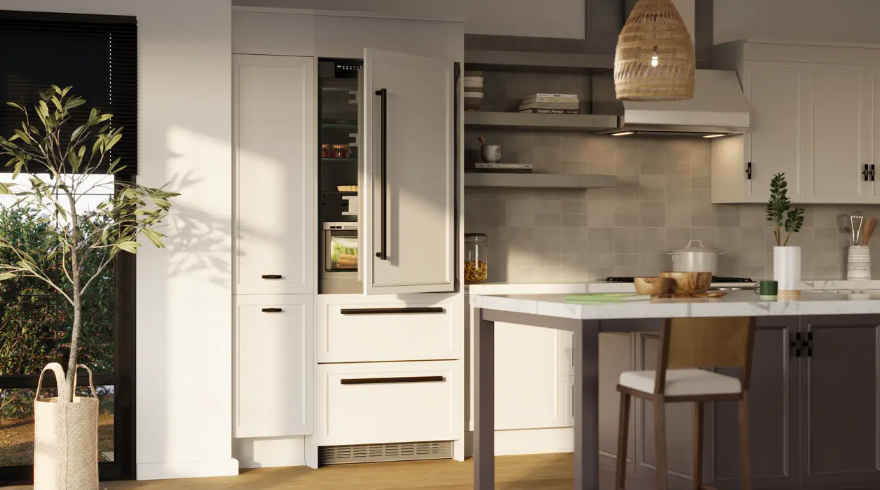 Liebherr - 30 Inch 14.1 cu. ft Bottom Mount Refrigerator in Panel Ready - HC1580G