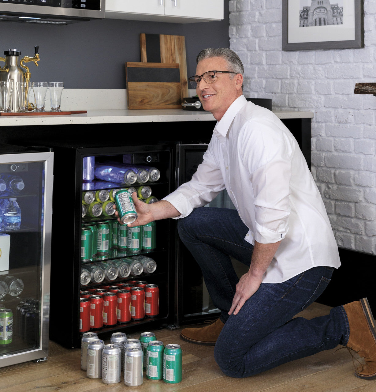 Haier - 20.5 Inch 150-can Capacity Beverage Centre Refrigerator in Stainless - HEBF100BXS